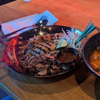 Muay Thai Restaurant and Bar - Sports Bars Near Me - Toronto, Ontario