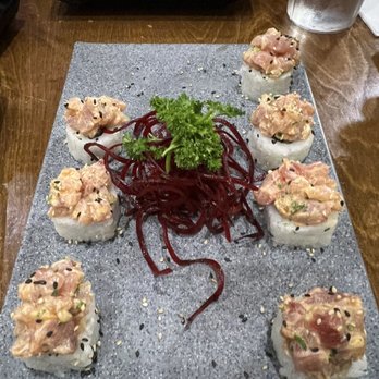 Akira Sushi - Spicy tuna roll - Sushi Bars Near Me - Baja California Sur, BCS