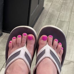 Pink gel nail pedicure. Best! Pink gel nail pedicure. Best!