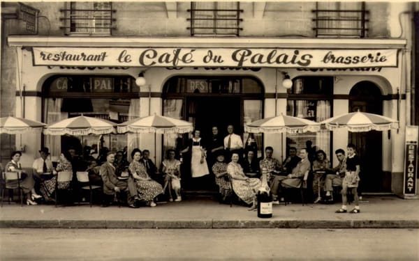 Café du Palais by null
