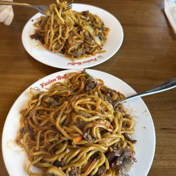 Fusion Buffet - Stir fry with noodles, veggies and different meats - Buffets Near Me - Concord, California