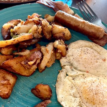 Toasted - Country Potatoes and Eggs - Breakfast & Brunch Near Me - Bakersfield, California Toasted - Country Potatoes and Eggs - Breakfast & Brunch Near Me - Bakersfield, California