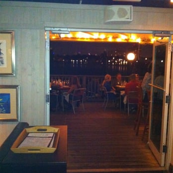 Coconuts - Outdoor on the water seating, 5 star location! - Seafood Near Me - Fort Lauderdale, Florida Coconuts - Outdoor on the water seating, 5 star location! - Seafood Near Me - Fort Lauderdale, Florida