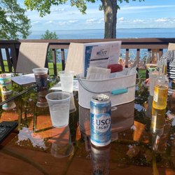 The Merit Lakeside Dining & Cocktails