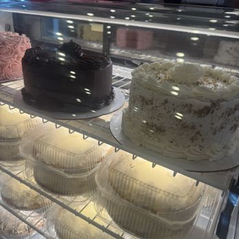 Donut Hole Bakery Cafe - Donuts Near Me - Destin, Florida Donut Hole Bakery Cafe - Donuts Near Me - Destin, Florida