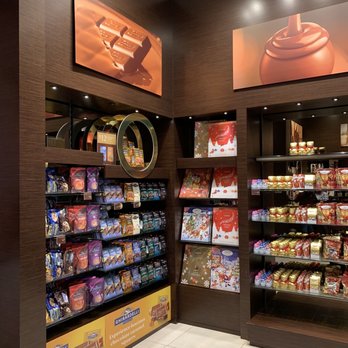 Lindt Chocolate Shop - Lindt Chocolate Shop - products display - Chocolatiers & Shops Near Me - Scarborough, Ontario Lindt Chocolate Shop - Lindt Chocolate Shop - products display - Chocolatiers & Shops Near Me - Scarborough, Ontario