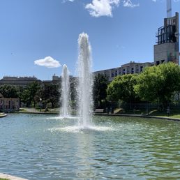 Beautiful fountains in Vieux Port Beautiful fountains in Vieux Port