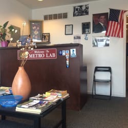 Metro Lab - Waiting area.