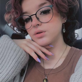Bella Red Salon - Before (snapchat filter but-) - Hair Stylists Near Me - Federal Way, Washington Bella Red Salon - Before (snapchat filter but-) - Hair Stylists Near Me - Federal Way, Washington