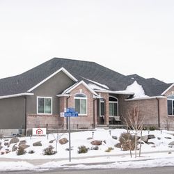 Performance Windows - Ready for energy efficiency while also beautifying your home? Look at this recent Performance Windows project!