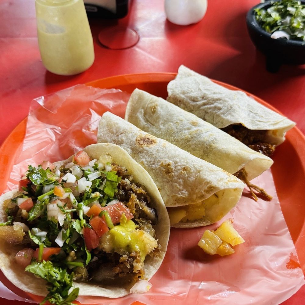 Los Pioneros - Tacos Near Me - Saltillo, COA Los Pioneros - Tacos Near Me - Saltillo, COA