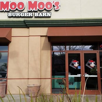 Moo Moo's Burger Barn - Outside - Burgers Near Me - Rocklin, California