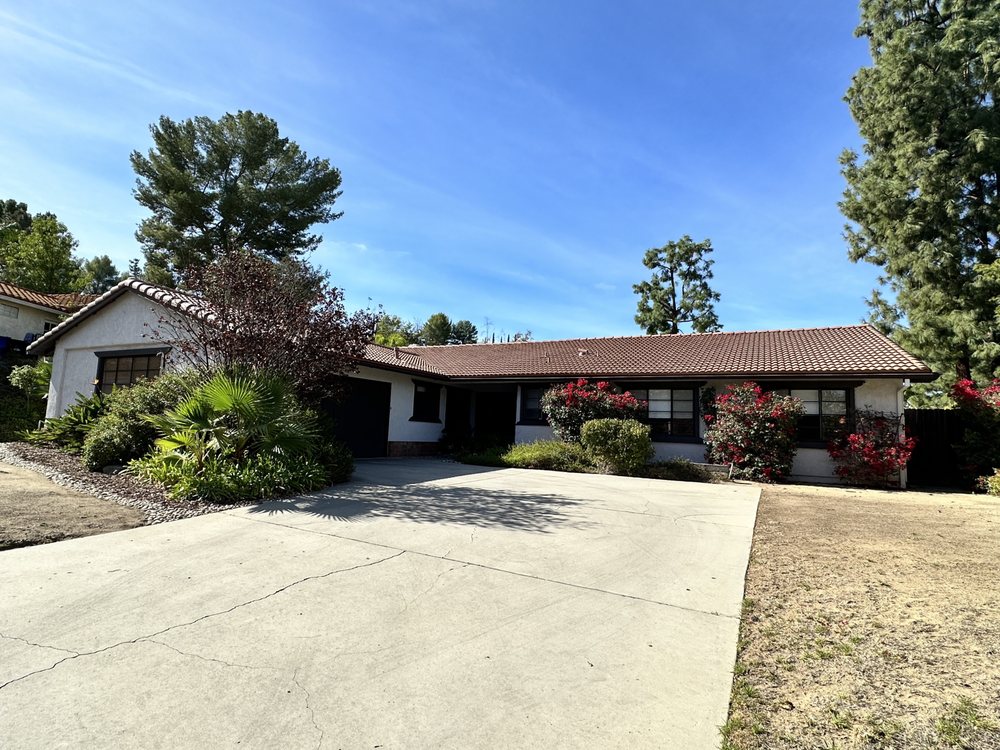 Slide of Rosales Bros Roofing