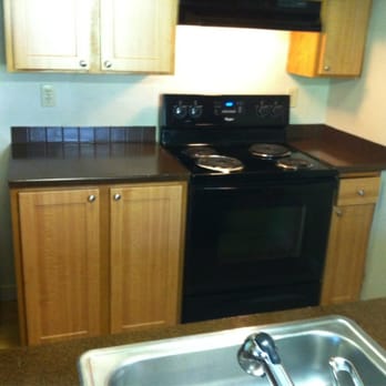 Bio Maids - Kitchen -- the least favorable place to clean. Looks amazing. - Home Cleaning Near Me - Sammamish, Washington Bio Maids - Kitchen -- the least favorable place to clean. Looks amazing. - Home Cleaning Near Me - Sammamish, Washington