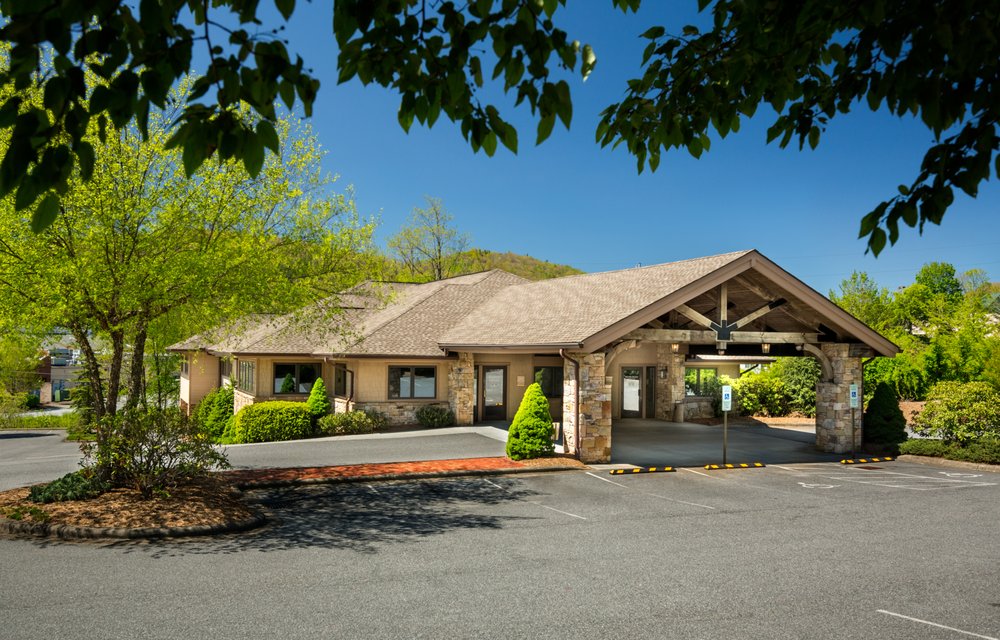 MICHAEL J MAYHEW, DDS, MS, PA Updated September 2024 373 Boone