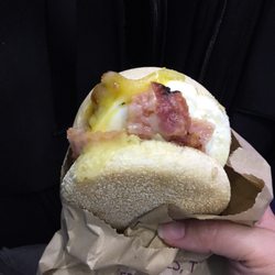 Upper Crust - Super English muffin in England