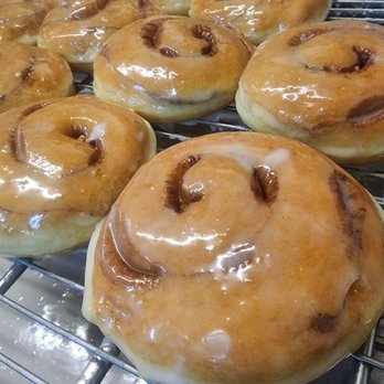 Donuts House - Cinnamon rolls - Donuts Near Me - Hurst, Texas