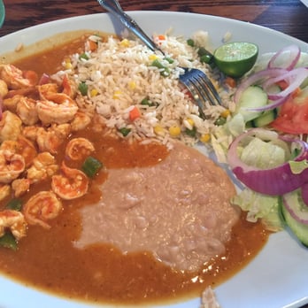 Mariscos Las Islitas - Mexican Near Me - Bakersfield, California