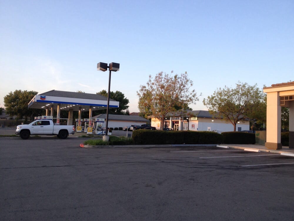 MAGIC CAR WASH & GAS STATION Updated October 2024 1025 N Vasco Rd