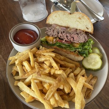 Josephine House - Josephine House Burger - American Near Me - Austin, Texas Josephine House - Josephine House Burger - American Near Me - Austin, Texas
