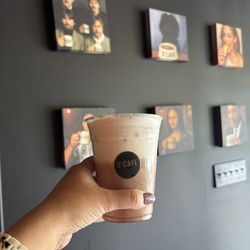 D Cafe - Chocolate milk