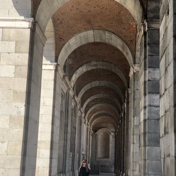 Palacio Real de Madrid - Landmarks & Historical Buildings Near Me - Madrid, M Palacio Real de Madrid - Landmarks & Historical Buildings Near Me - Madrid, M