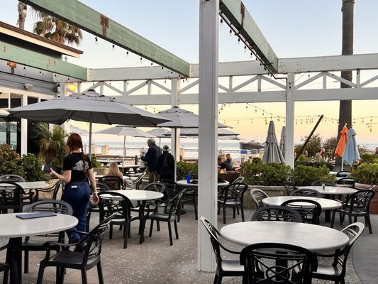 THE NEW CUSTOM HOUSE - Updated October 2025 - 1416 Photos & 1794 ...