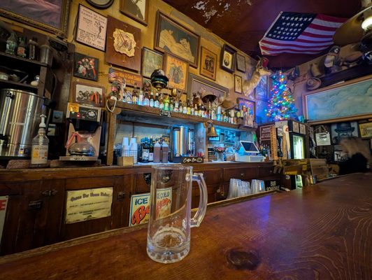 Genoa Bar and Saloon by null