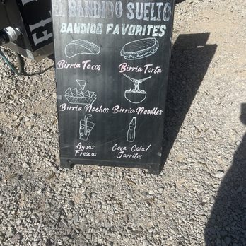 El Bandido Suelto - Sign - Tacos Near Me - Manor, Texas El Bandido Suelto - Sign - Tacos Near Me - Manor, Texas