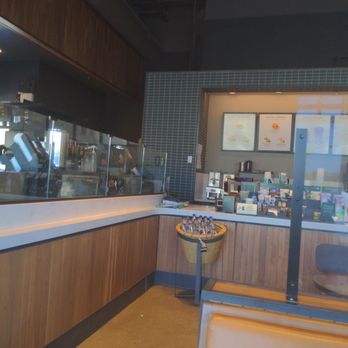 Starbucks - Counter - Coffee & Tea Near Me - Southfield, Michigan