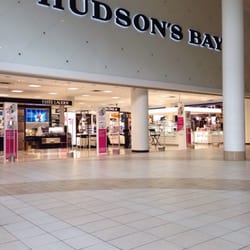 Hudson's Bay - New entrance by makeup