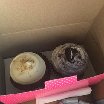 Smallcakes - Red velvet & cookies and cream - Cupcakes Near Me - Kansas City, Missouri Smallcakes - Red velvet & cookies and cream - Cupcakes Near Me - Kansas City, Missouri