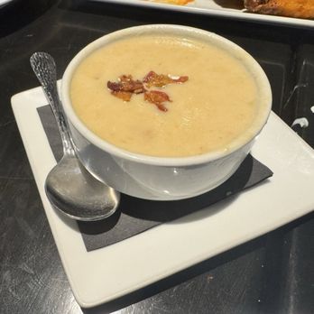 Oh London - Clam Chowder - Pubs Near Me - Creve Coeur, Missouri