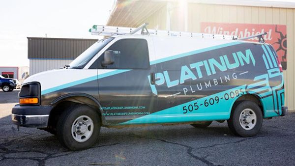 Platinum Plumbing Logo
