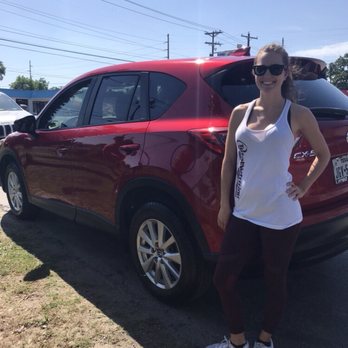 Quality Auto Hail Repair - This young lady was referred by her boyfriend! We love referrals and pay $100 + when you send us a new customer! - Body Shops Near Me Quality Auto Hail Repair - This young lady was referred by her boyfriend! We love referrals and pay $100 + when you send us a new customer! - Body Shops Near Me