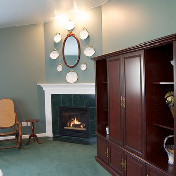 Filigree Inn - Bed & Breakfast Near Me - Canandaigua, New York