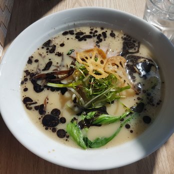 Tokiwa Ramen - Garlic Oil Ramen - Ramen Near Me - Edmonton, Alberta Tokiwa Ramen - Garlic Oil Ramen - Ramen Near Me - Edmonton, Alberta