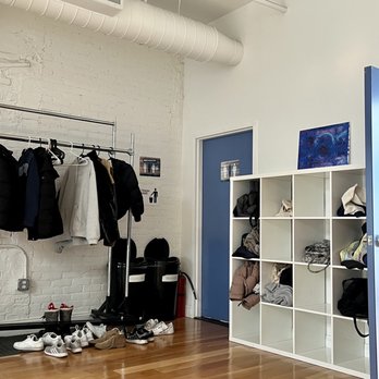 Surfset New York City - Coat rack & cubby - Trainers Near Me - New York, New York Surfset New York City - Coat rack & cubby - Trainers Near Me - New York, New York