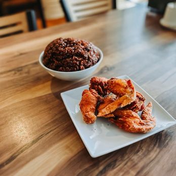 Lucky Pearl Cafe - Sticky rice, fried chicken wings - Cafes Near Me - Minneapolis, Minnesota Lucky Pearl Cafe - Sticky rice, fried chicken wings - Cafes Near Me - Minneapolis, Minnesota
