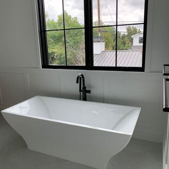 Terra Home Remodeling - a bathtub in a bathroom - General Contractors Near Me - Calabasas, California Terra Home Remodeling - a bathtub in a bathroom - General Contractors Near Me - Calabasas, California