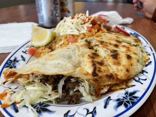La Elegante Taqueria by null