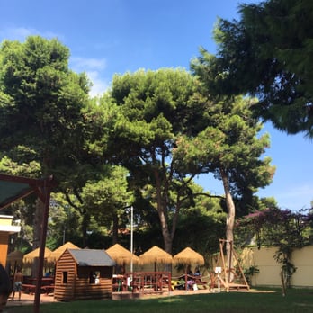 Piscina Parc Oest - Zona de tirolina y juegos - Swimming Pools Near Me - Valencia, V