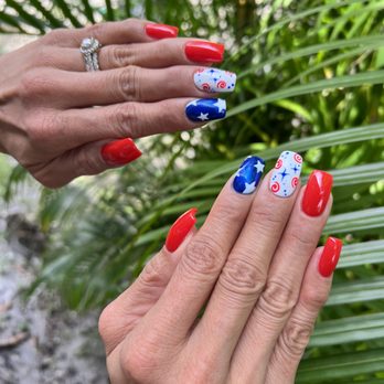 Bentley Nails - Nail Technicians Near Me