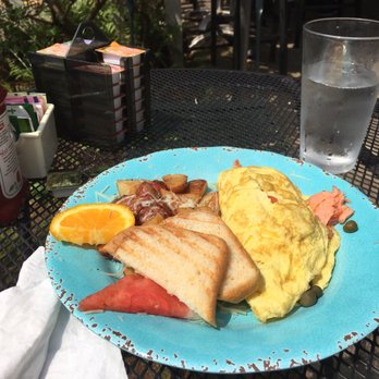 Babs - The Hunt Omelette - Breakfast & Brunch Near Me - Atlanta, Georgia