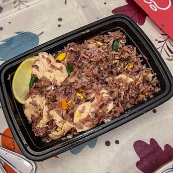 Bodhi Federal Hill - Thai fried Jasmine rice, light egg, carrots, broccoli, peas, corn, scallions, onion, and cucumber, and added chicken-breast strips - Thai Near Me - Baltimore, Maryland