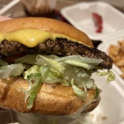 Mikey's Smash Burgers - Smash burger