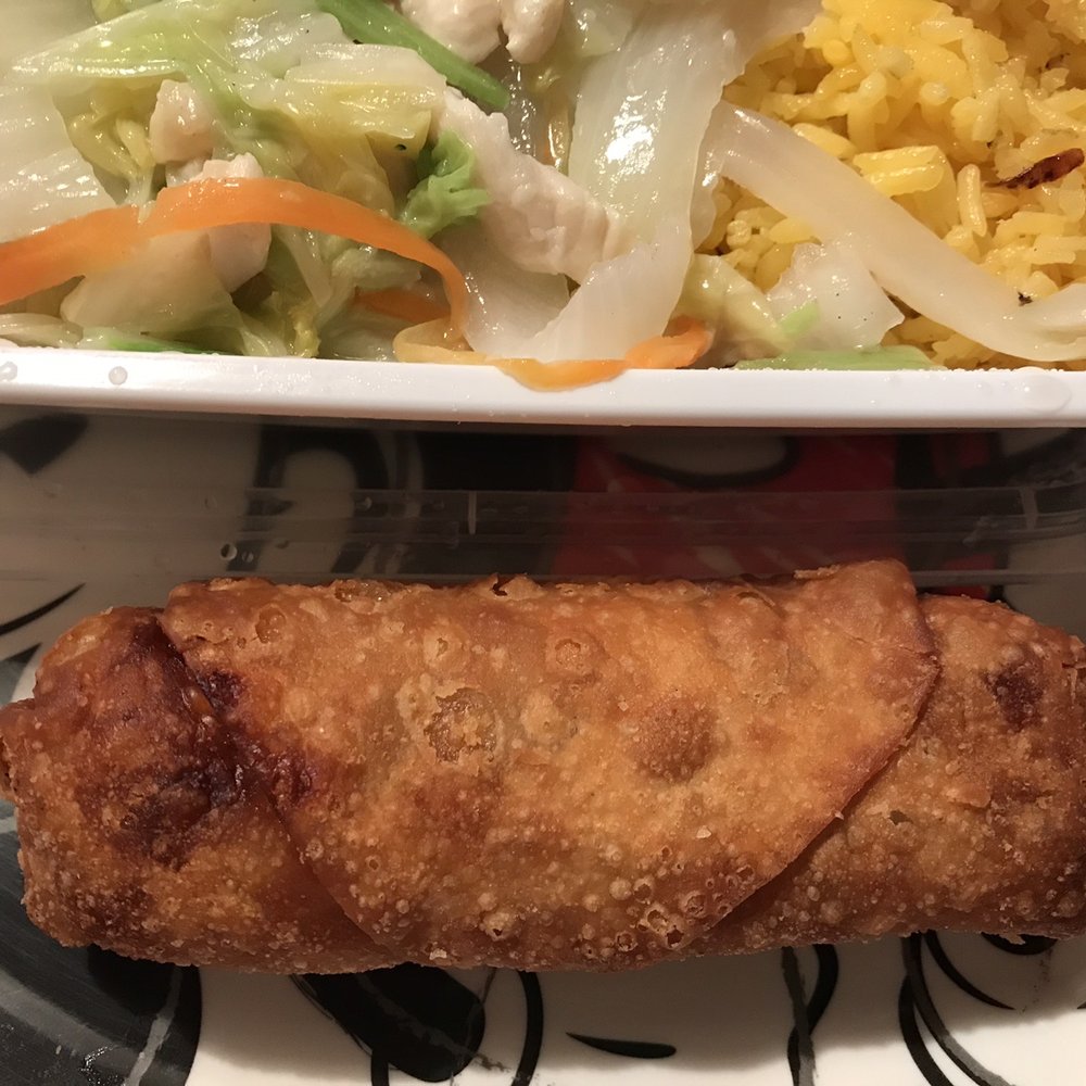 China Fun Restaurant - Chicken chow mein combination meal. - Chinese Near Me - Reading, Pennsylvania