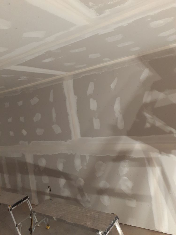 Slide of JJ Roberts Handyman services