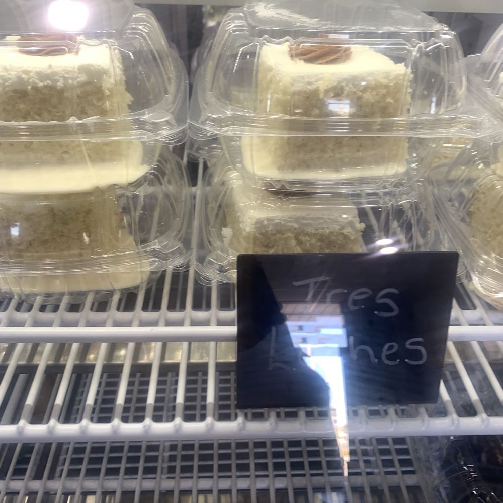Los Andes Restaurant - Dessert - Latin American Near Me - Jacksonville, Florida