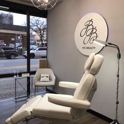 B’s Beauty - Studio 23